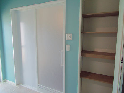 シューズクローク